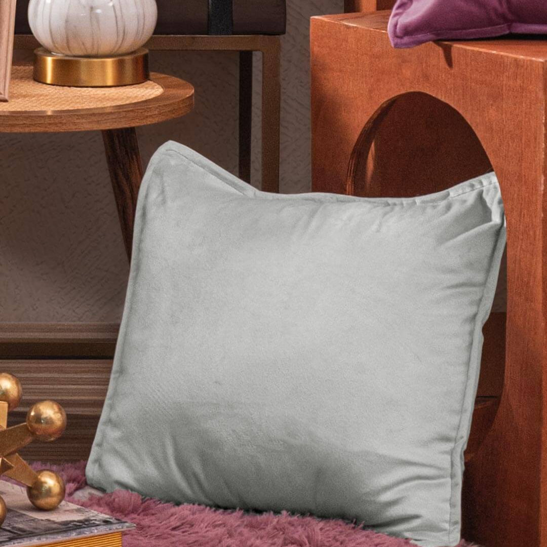 Hermosas Fundas de Cojin Sueños Gris que combina perfecto con entornos coloridos y  da un toque de elegancia a tus espacios.