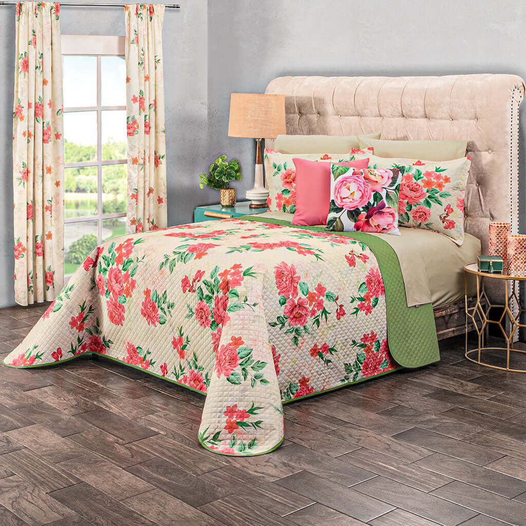 Cayetana Bedspread Set & Sheet Set